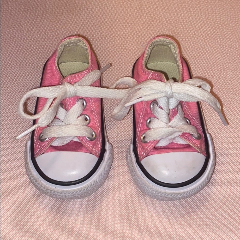 🌹 Toddler Girl Converse Shoes Like 🆕